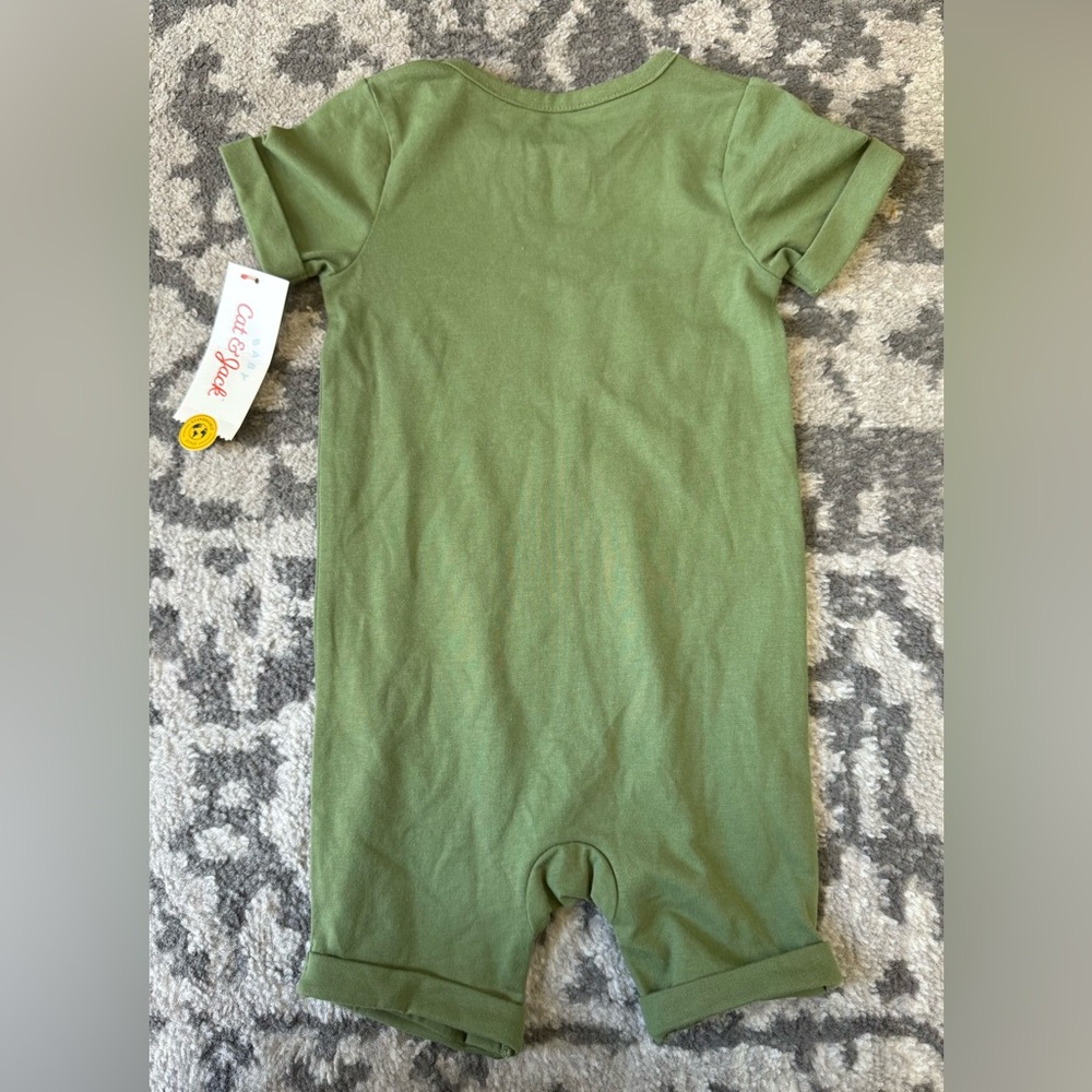 NWT! Baby Bat Graphic Green Onesie/Romper size 18 months - Picture 3 of 3